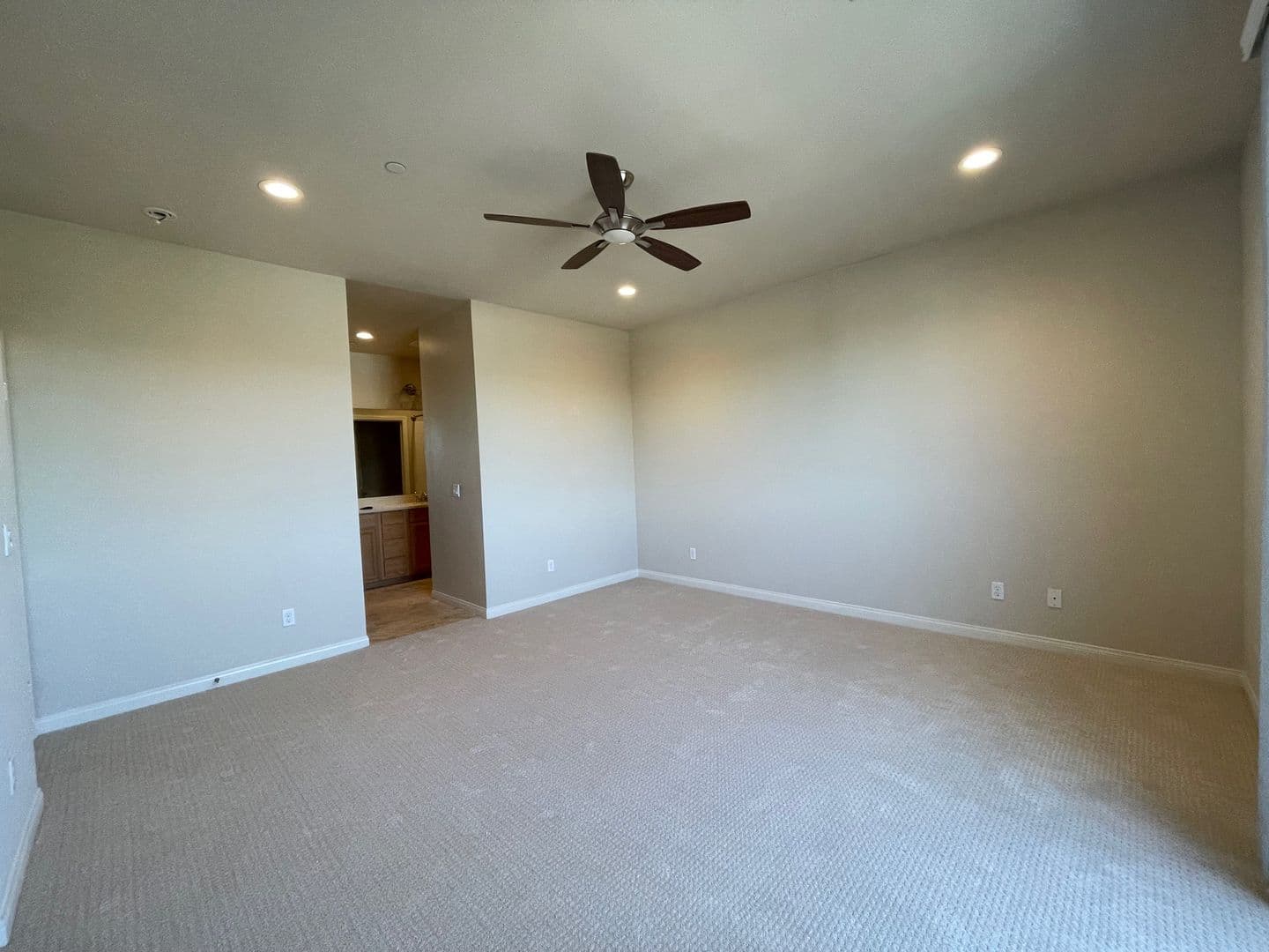 El Cajon Apartment: 534 Camden Yards Way