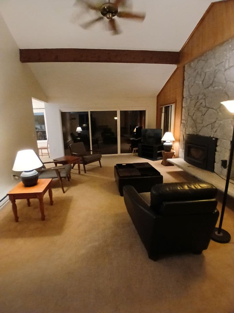 Welches Condo: 68667 E. Bowmans Cir.