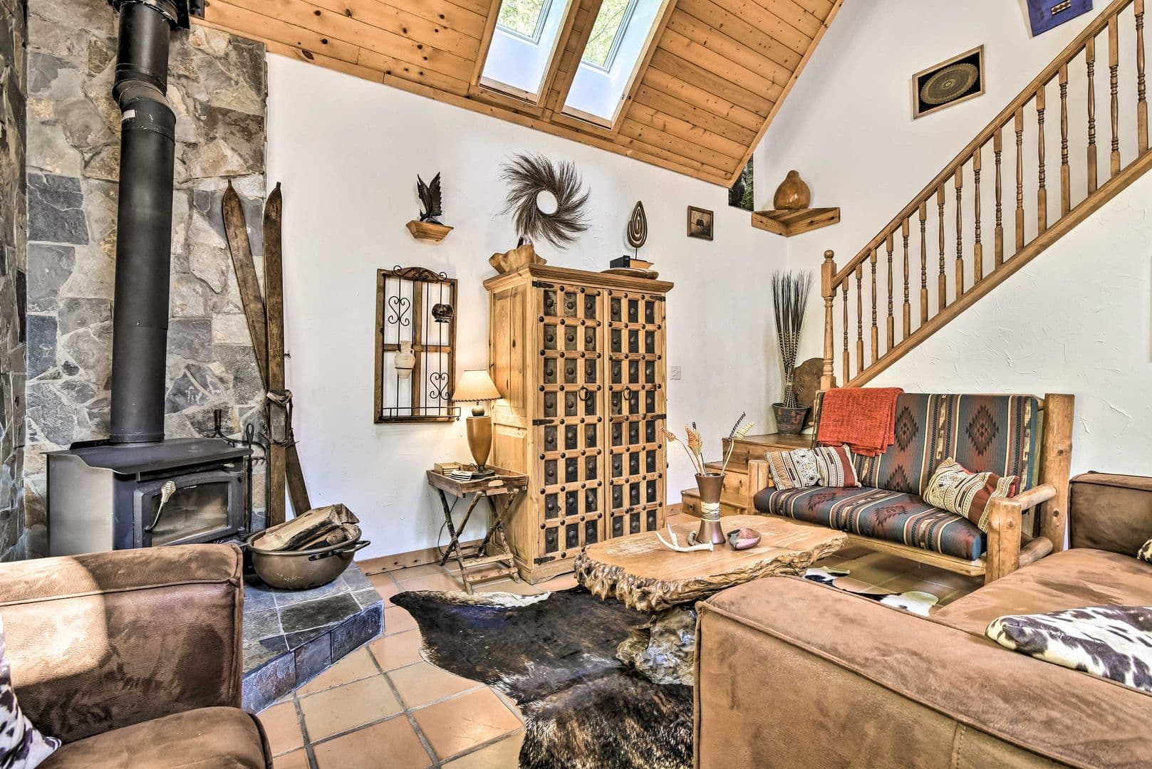 Rhododendron House: 21561 E. Hideaway Ln.