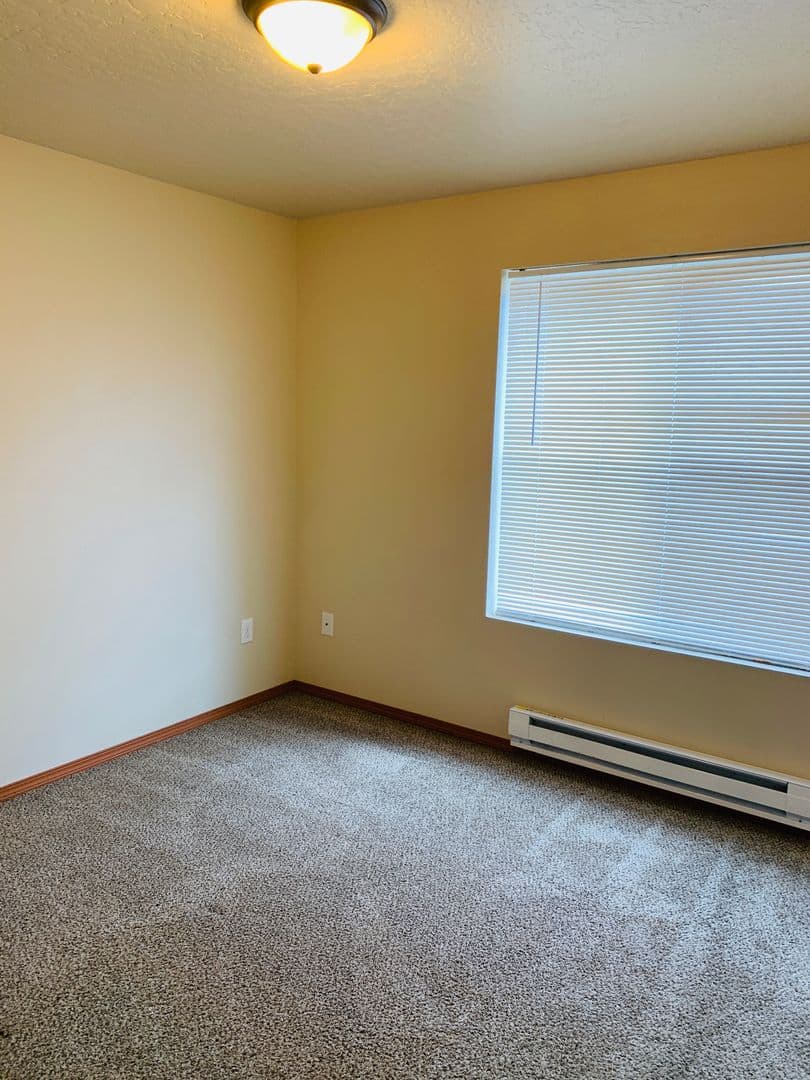 Missoula Apartment: Calistoga Lane