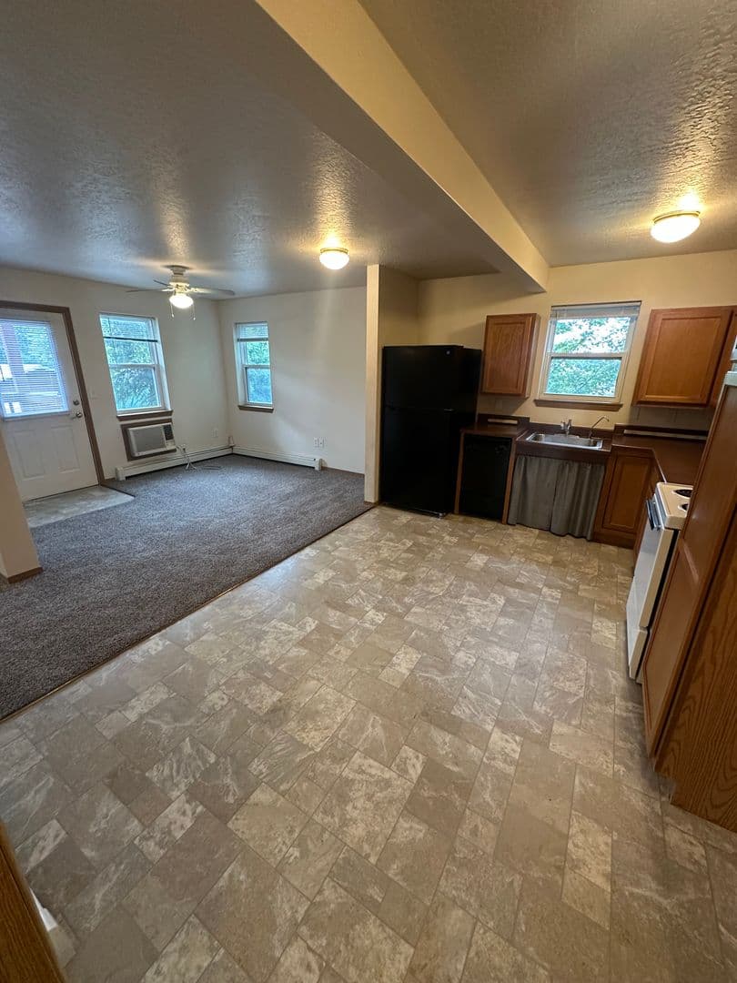 Missoula Apartment: 1101 N Russell St. - 201