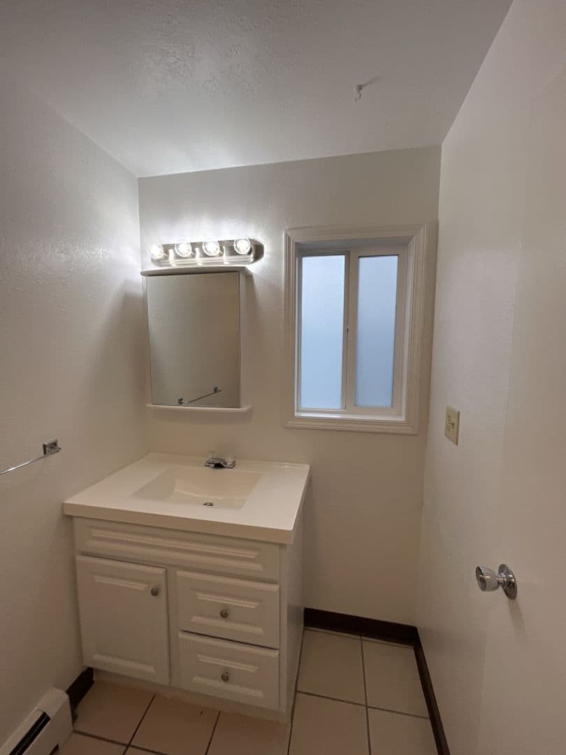 Missoula Apartment: 130 W Kent