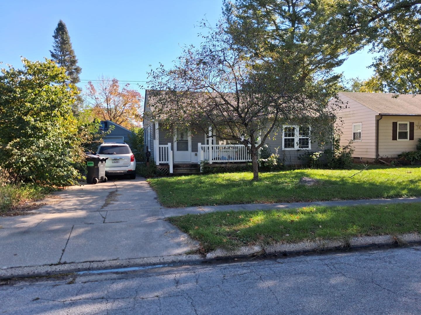 Ames House: 1510 Stafford Ave