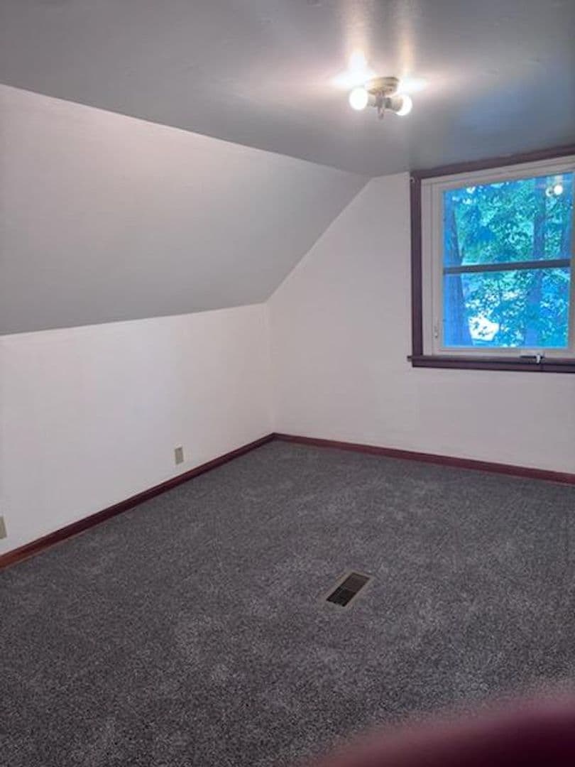 Ames House: 2920 Woodland St.