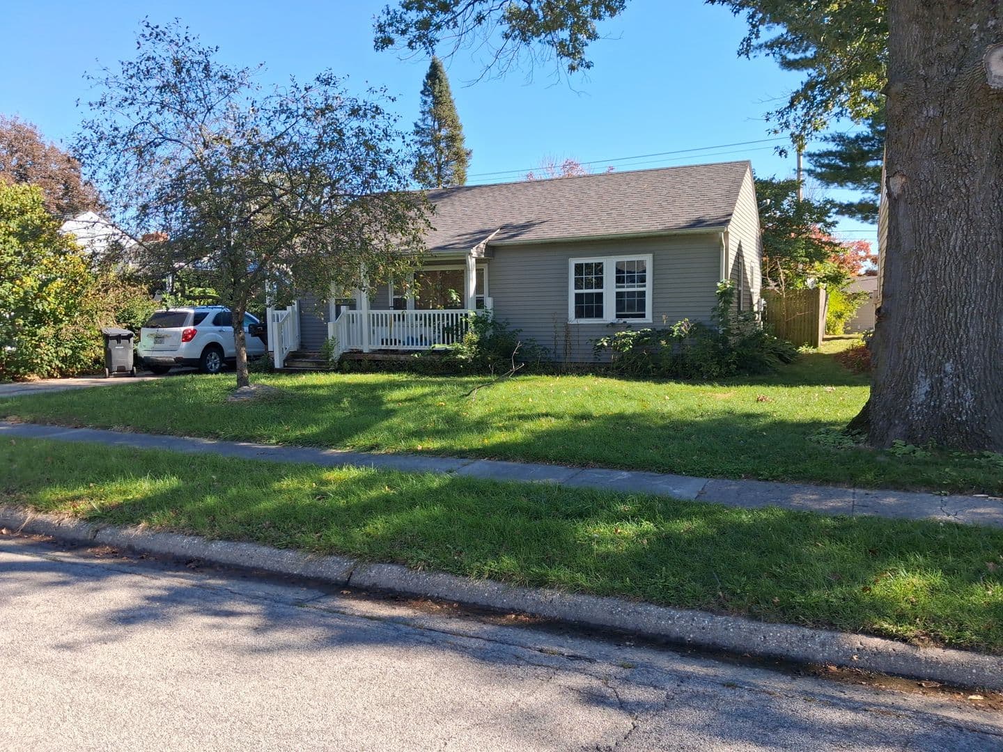 Ames House: 1510 Stafford Ave