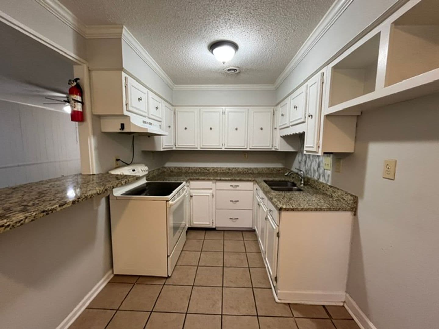 Horn Lake House: 3300 Mayfair Dr
