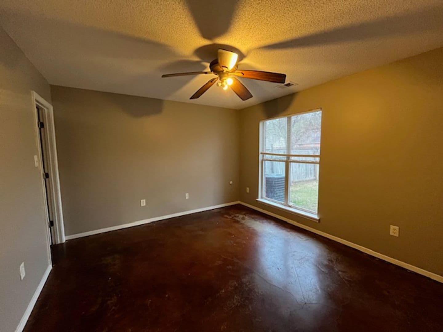 Southaven House: 5583 April Drive