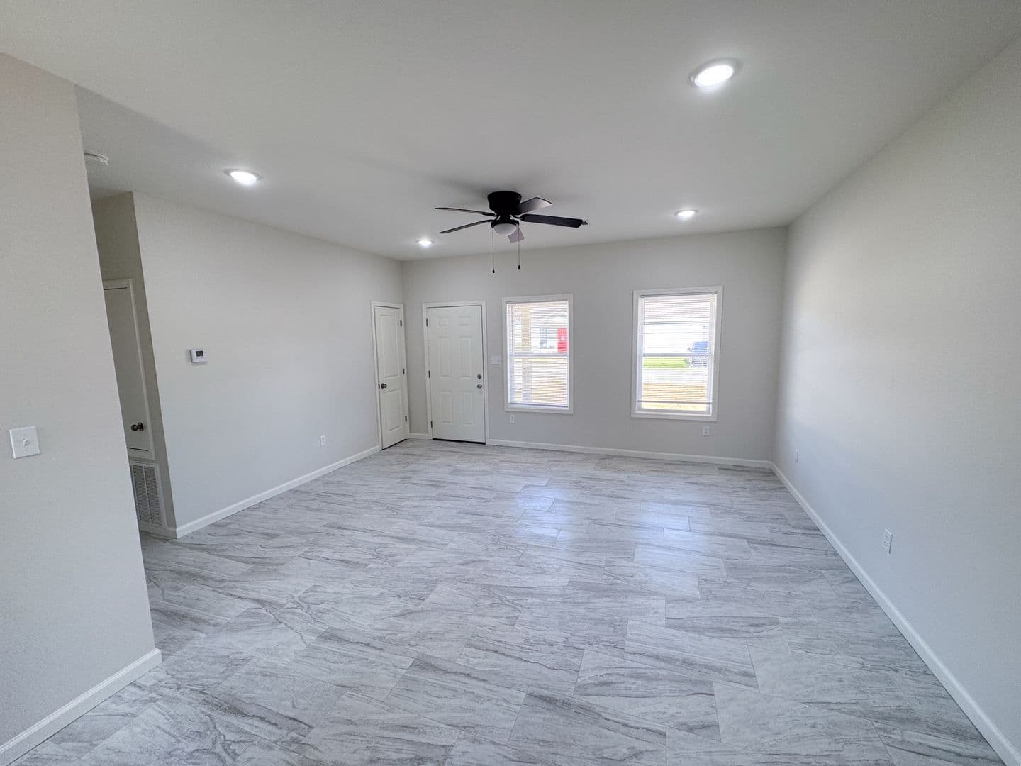Tupelo Apartment: CR 1562 - 112-B