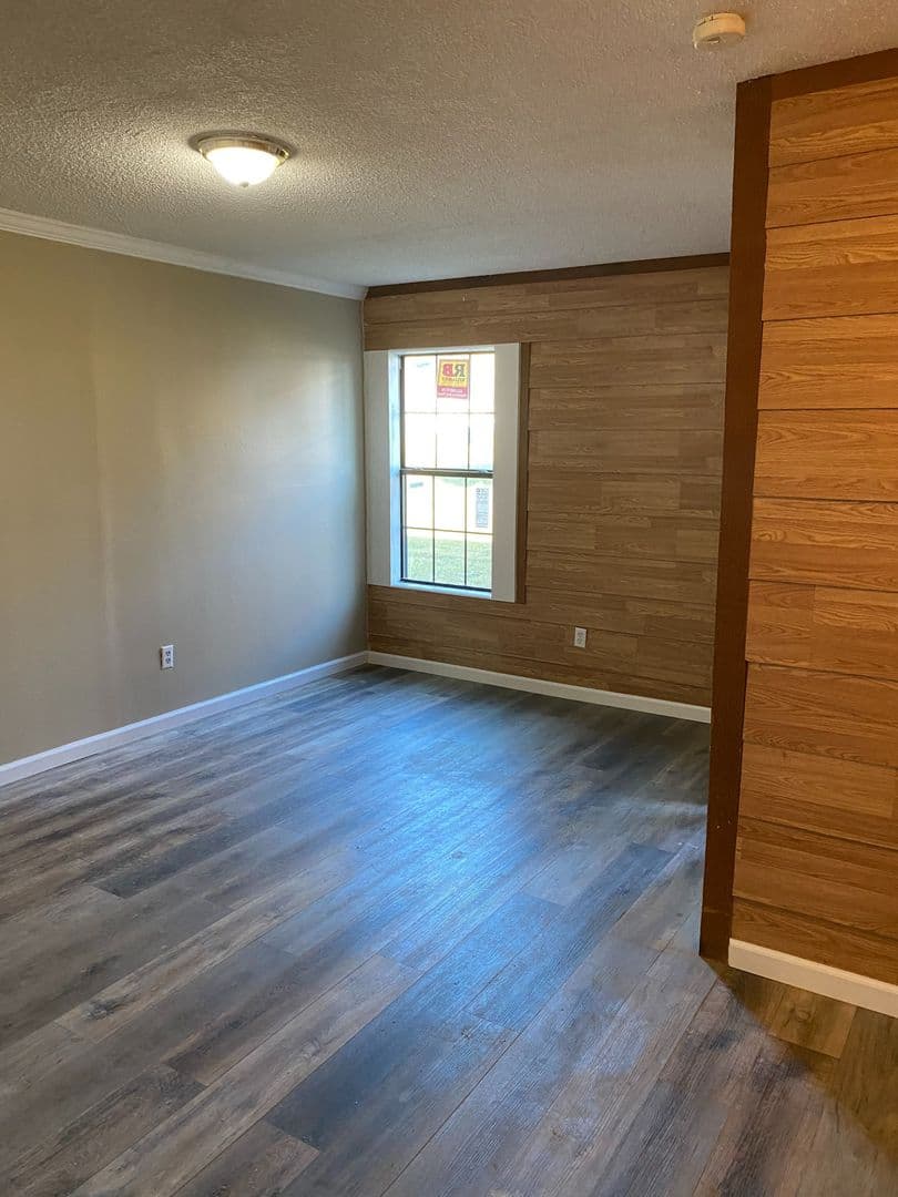 Nettleton Apartment: 110 Martin Luther King