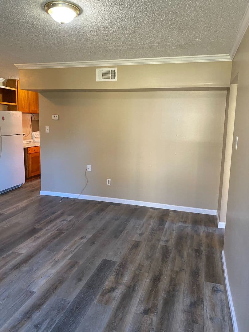 Nettleton Apartment: 110 Martin Luther King