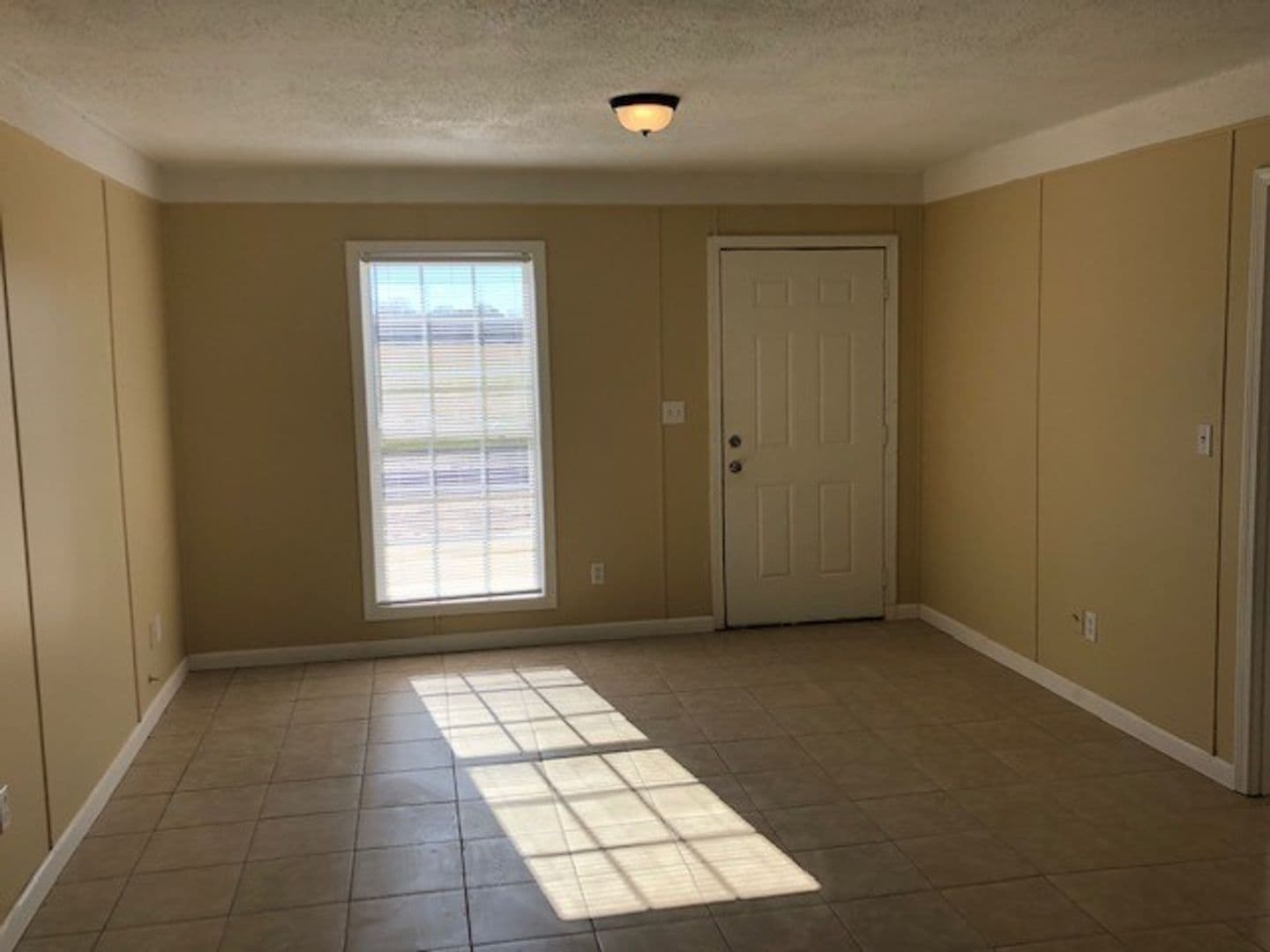 Tupelo Apartment: 119A Katie Anna Lane