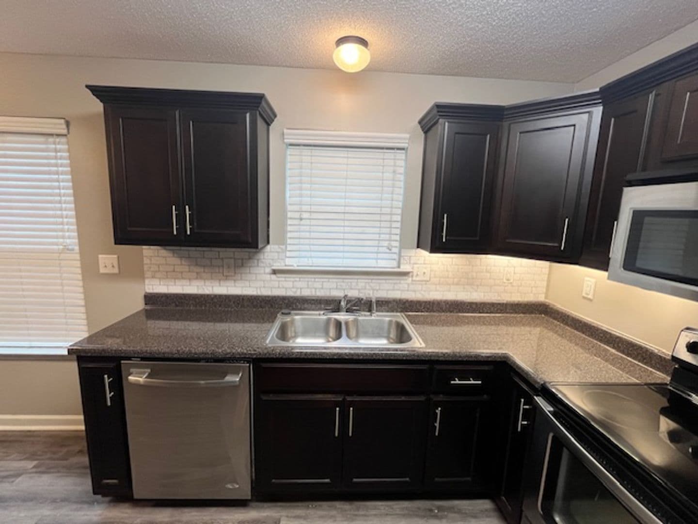 Olive Branch House: 7329 Green Ash Dr