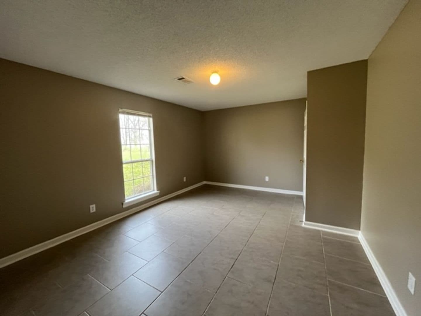 Byhalia House: 242 Forest Hill Rd