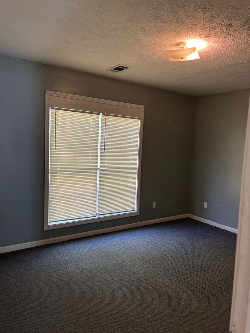Tupelo House: 126 Money St