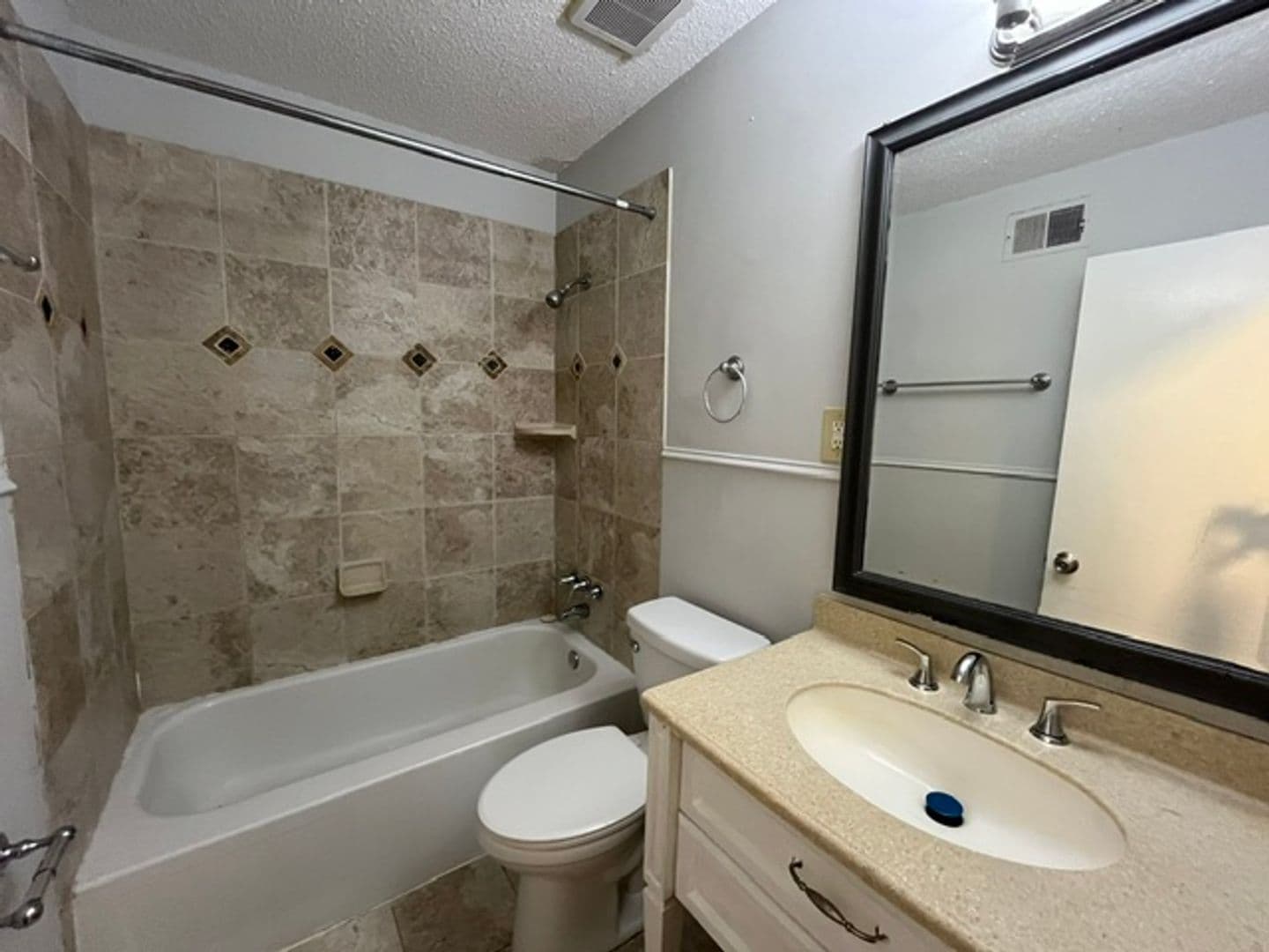 Horn Lake House: 3300 Mayfair Dr