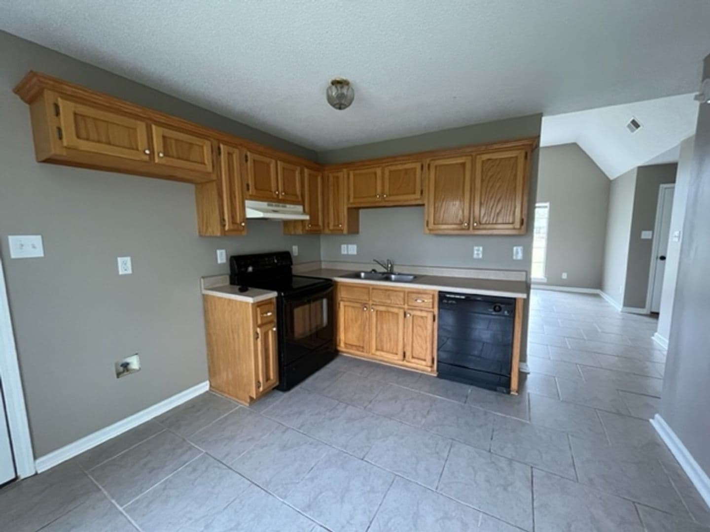 Byhalia House: 242 Forest Hill Rd
