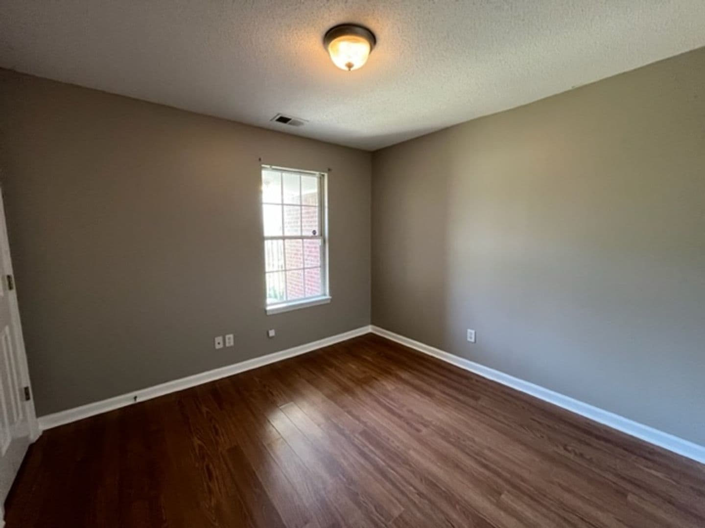 Horn Lake House: 7252 Illinois-Central Cove