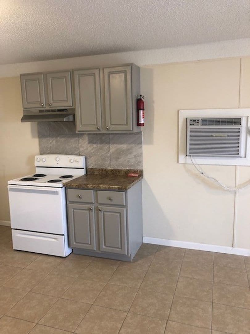 Tupelo Apartment: 266B CR 1562