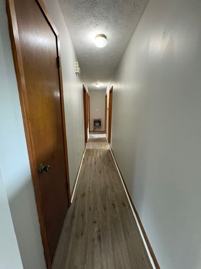 Belmont House: 40 Yarber St