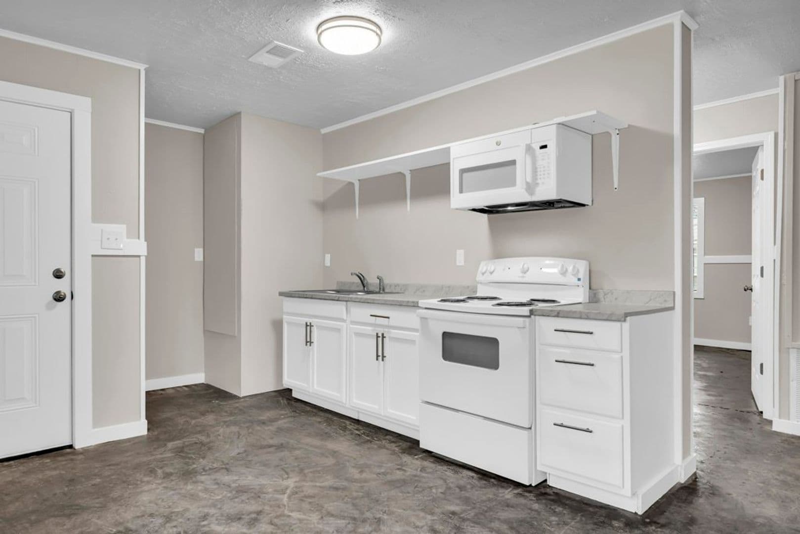 Verona Apartment: 1306 Palmetto Rd