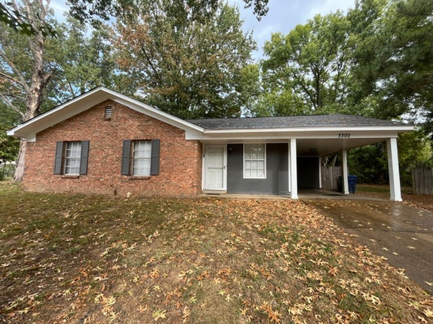 Horn Lake House: 3300 Mayfair Dr