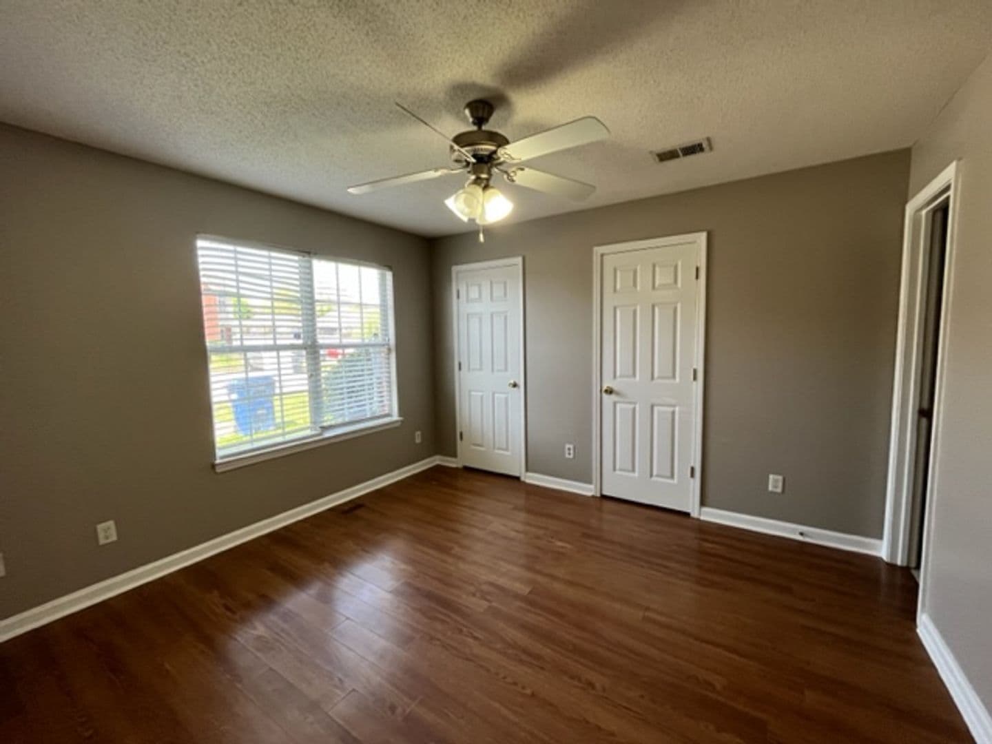 Horn Lake House: 7252 Illinois-Central Cove