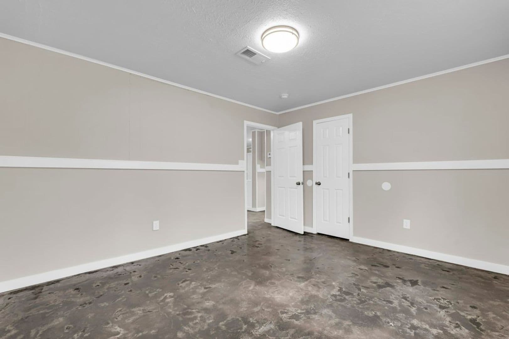 Verona Apartment: 1306 Palmetto Rd