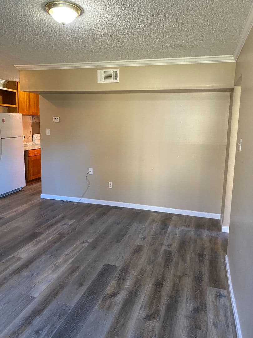 Nettleton Apartment: 110 Martin Luther King