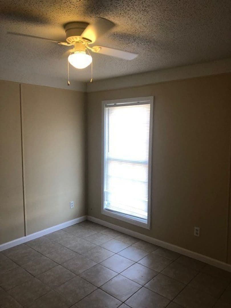 Tupelo Apartment: 119A Katie Anna Lane
