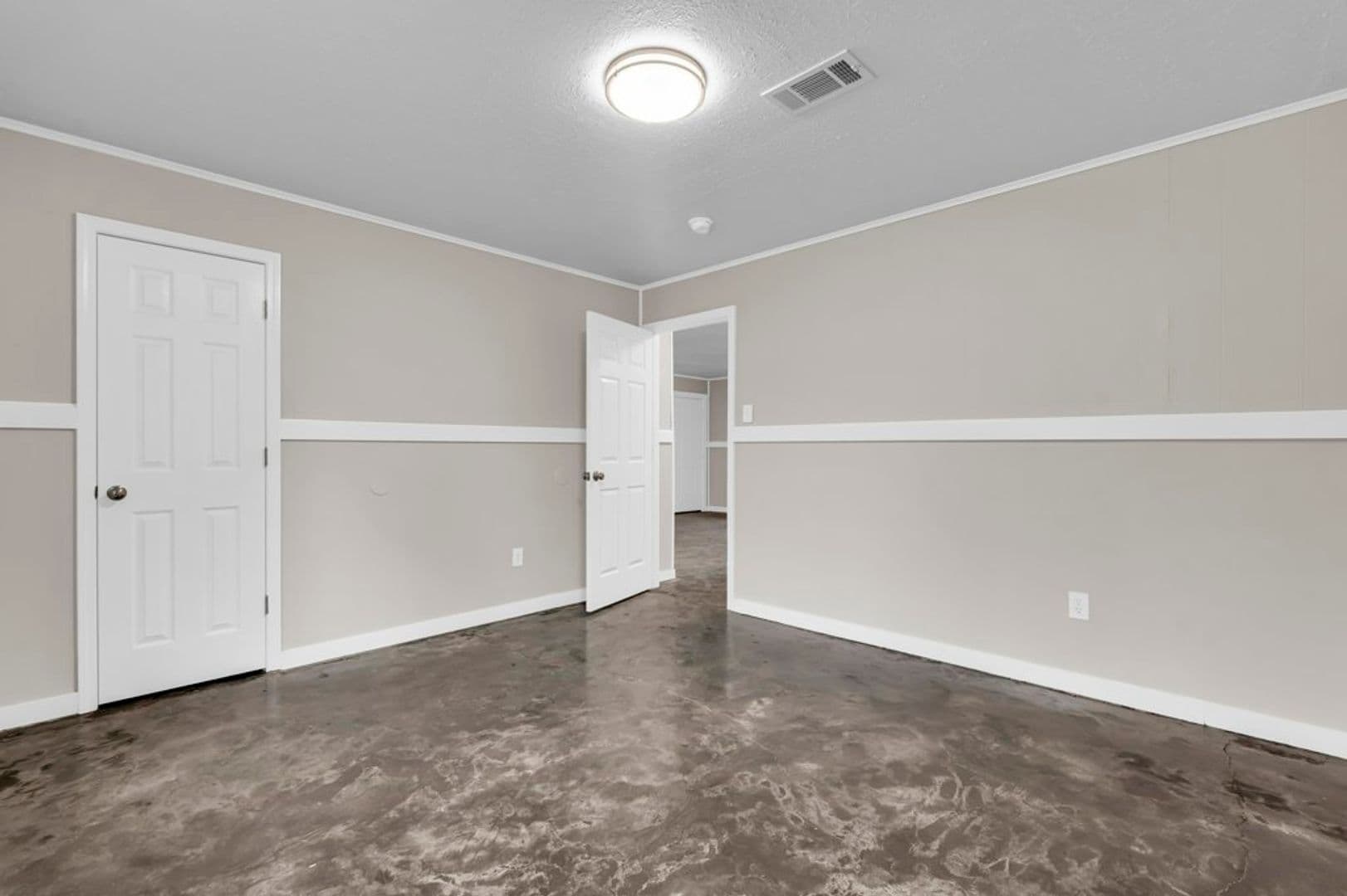 Verona Apartment: 1306 Palmetto Rd