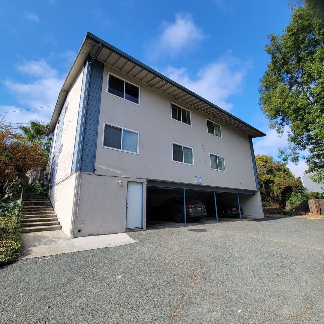 Martinez Apartment: 145 Orleans Drive #D