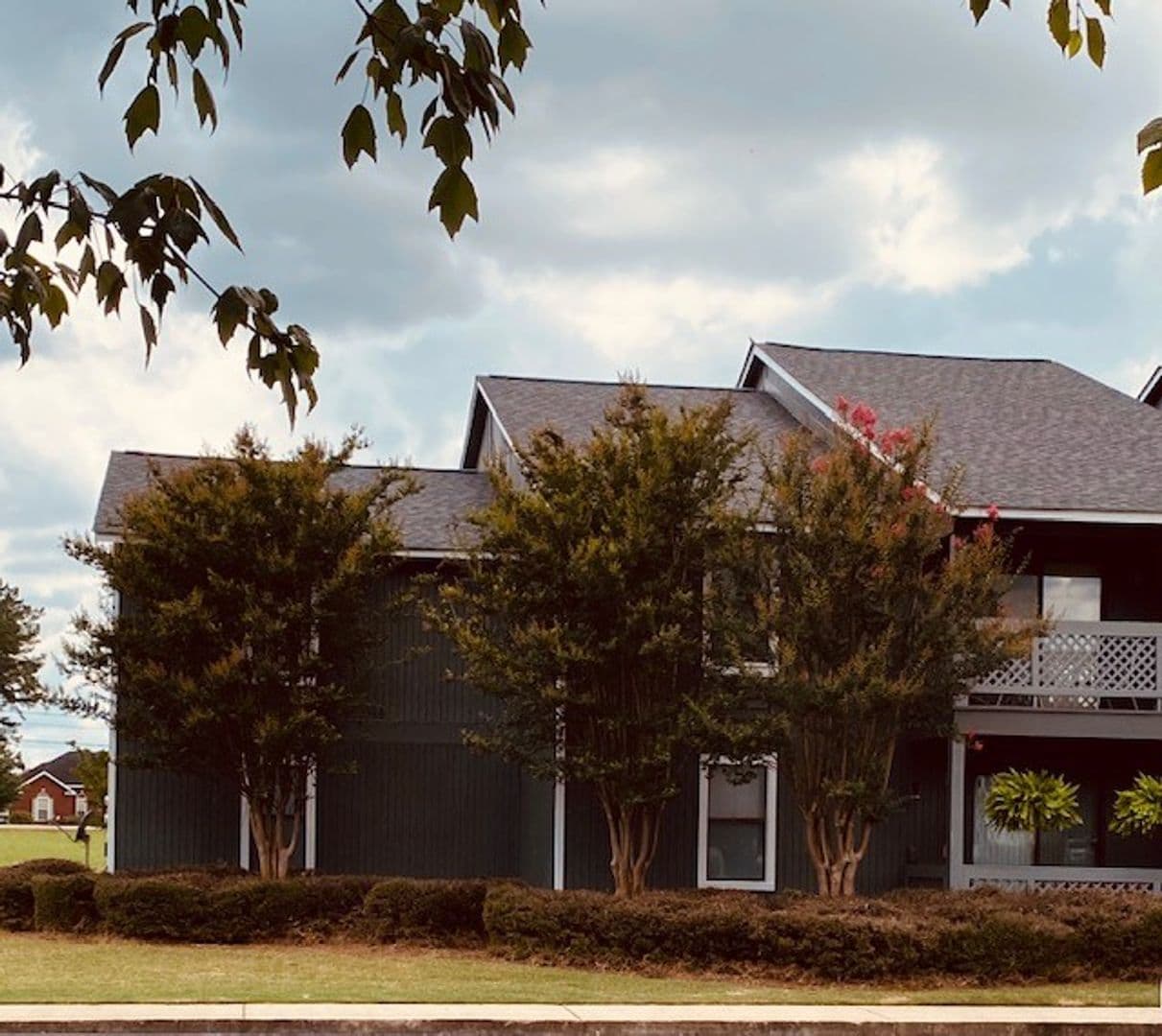 Perry Apartment: 200 Bristol Street