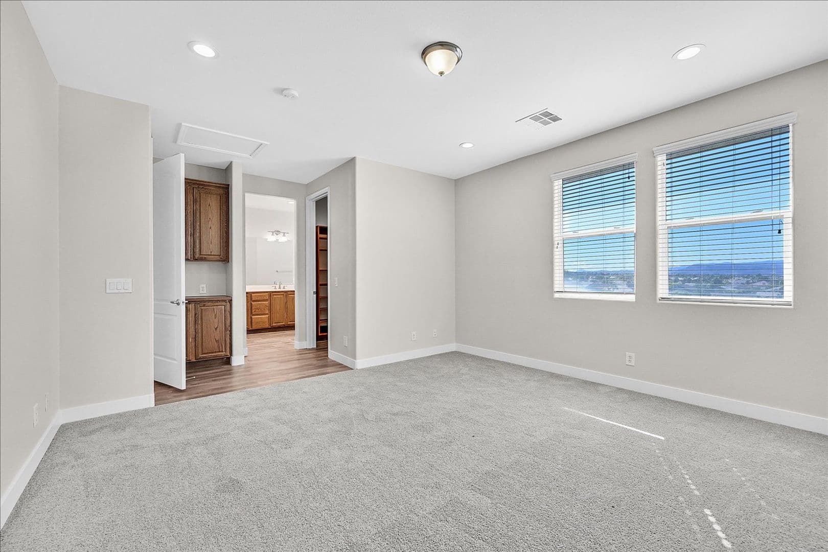 Henderson House: 2447 Kaymin Ridge Rd