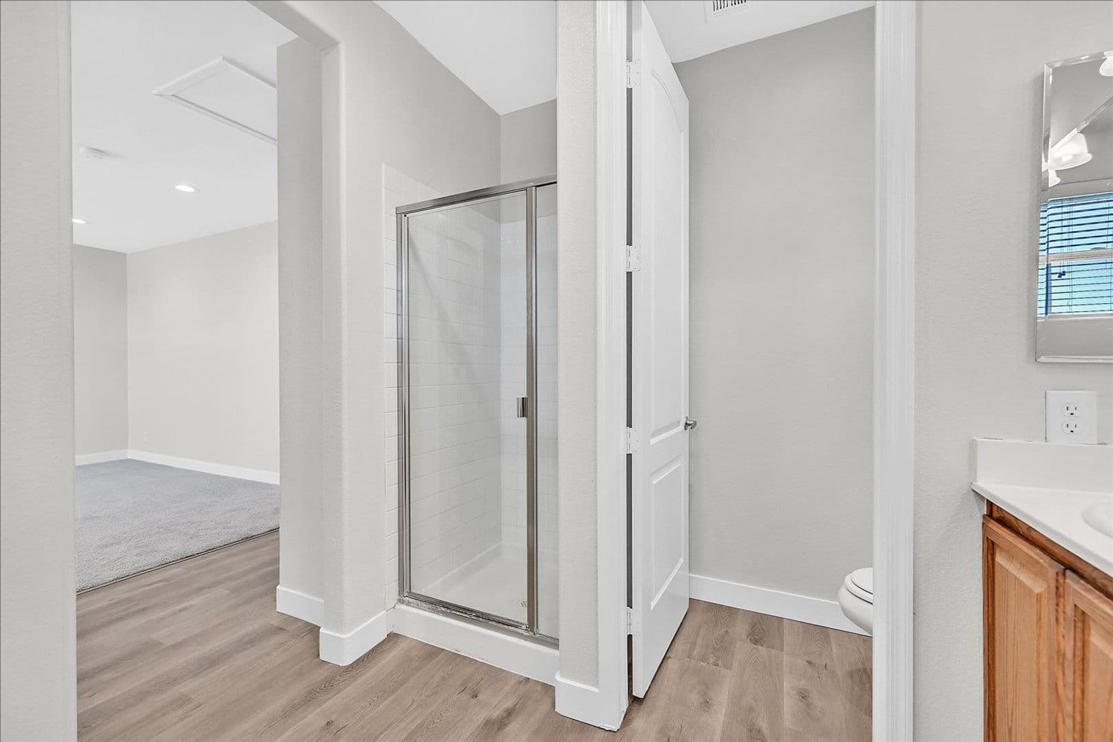 Henderson House: 2447 Kaymin Ridge Rd