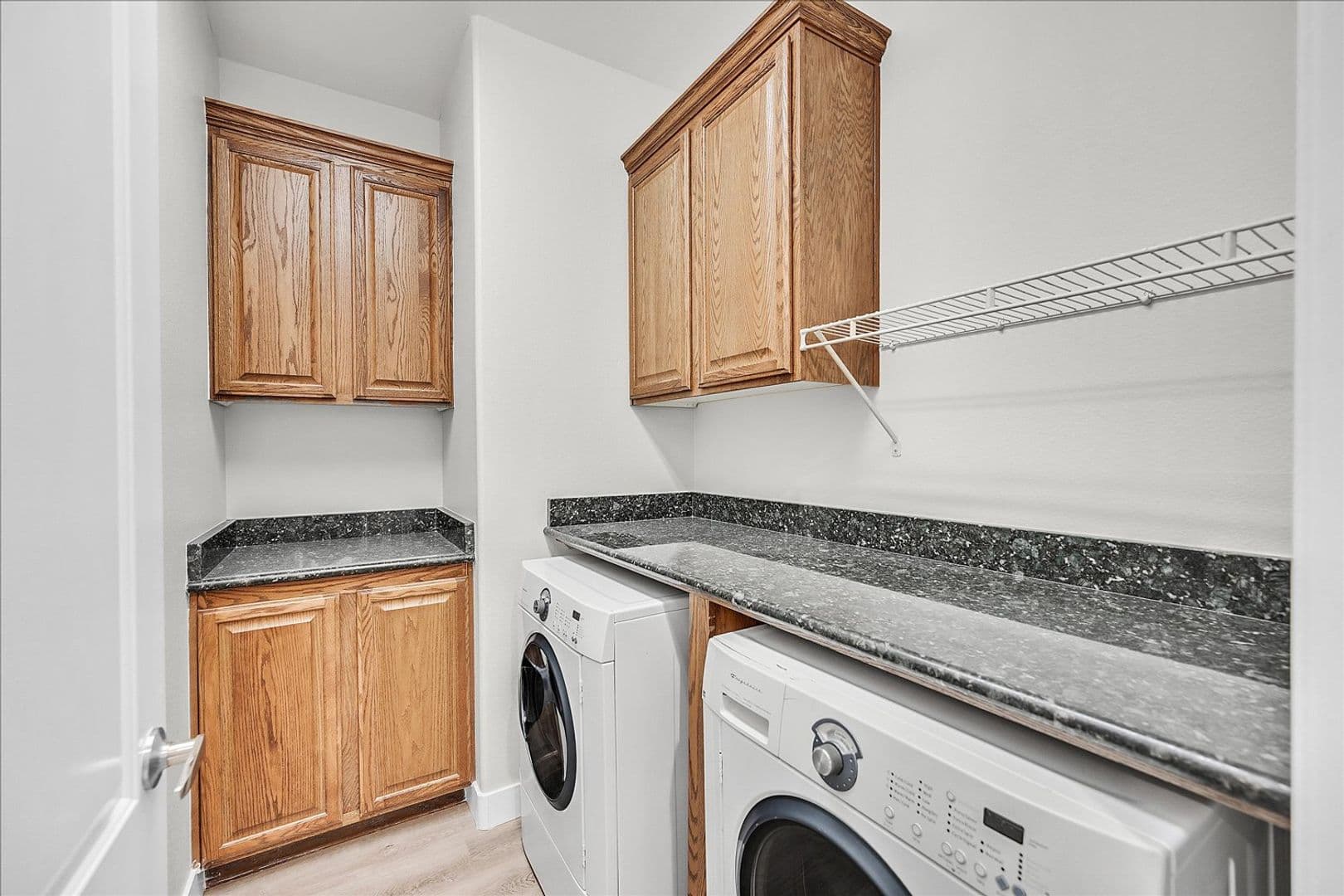 Henderson House: 2447 Kaymin Ridge Rd