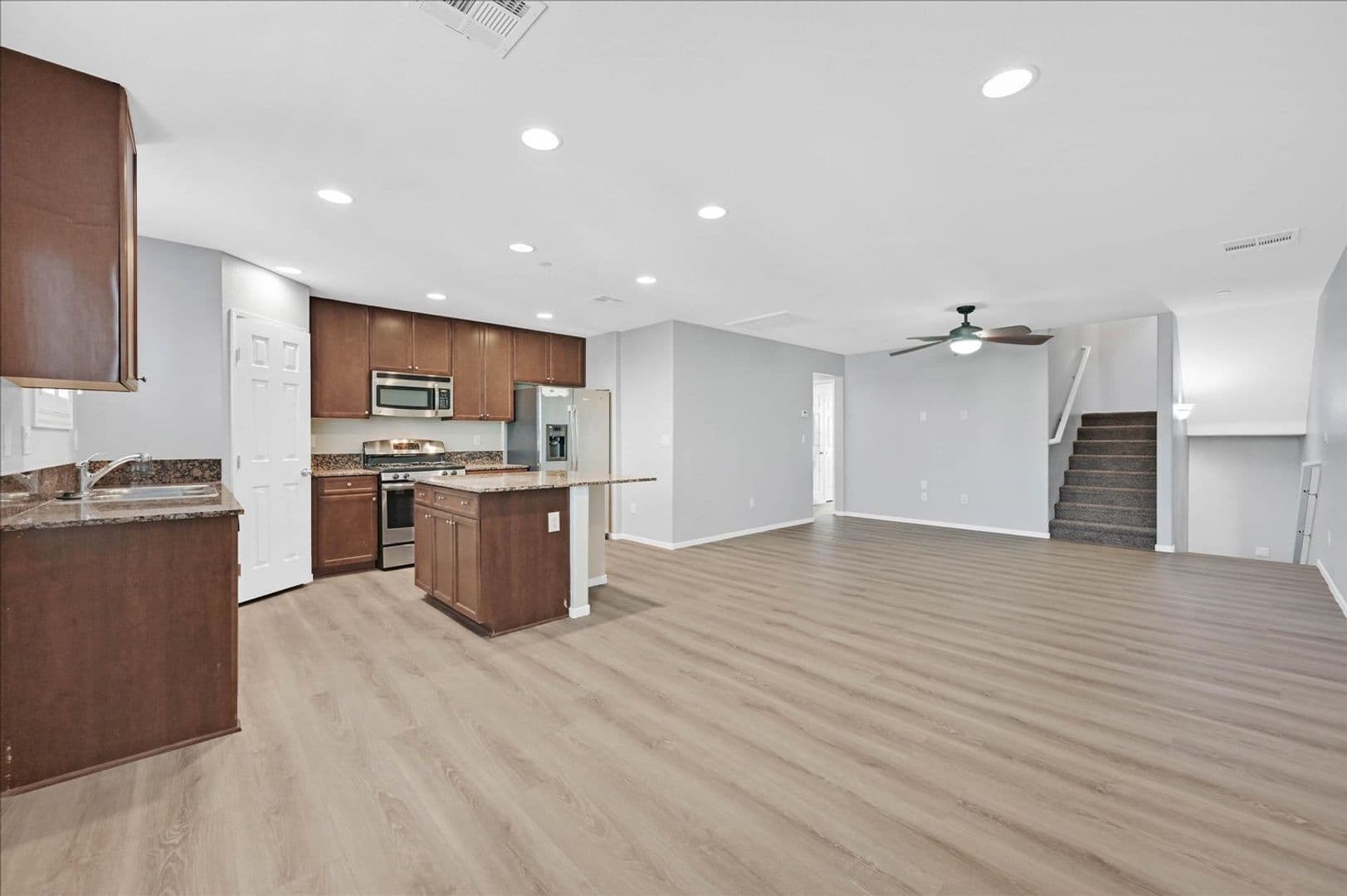 North Las Vegas Townhome: 4650 Ranch House Road