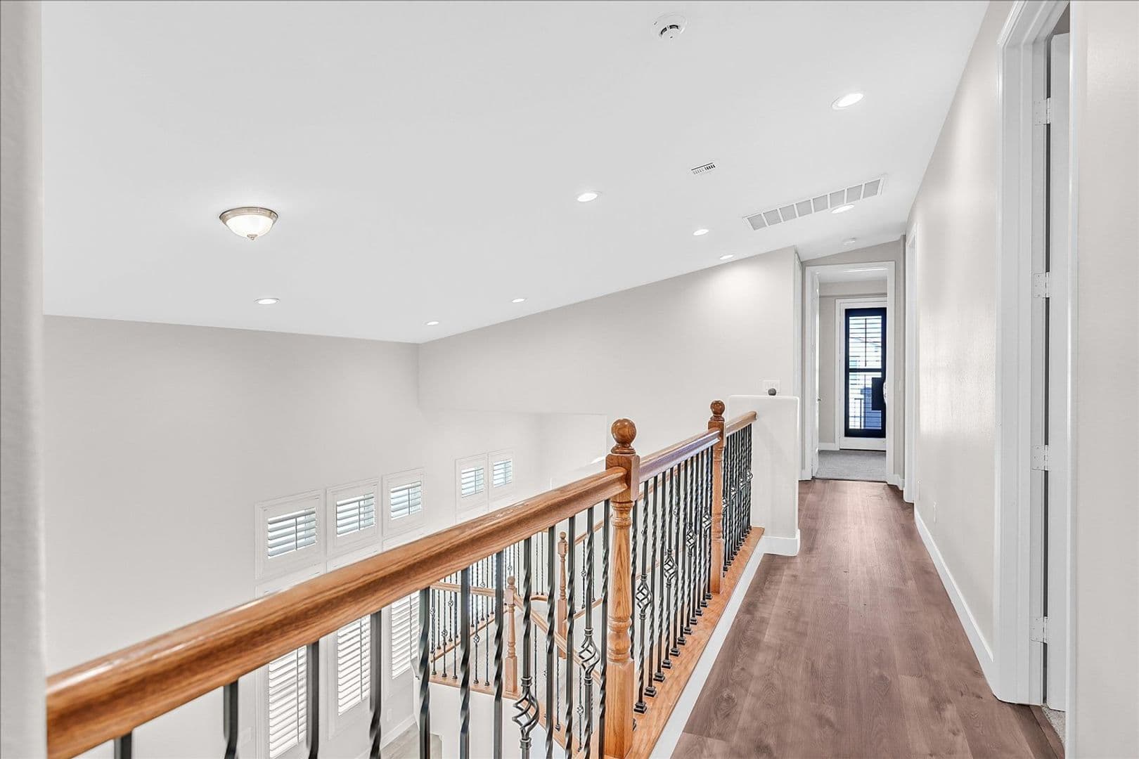Henderson House: 2447 Kaymin Ridge Rd
