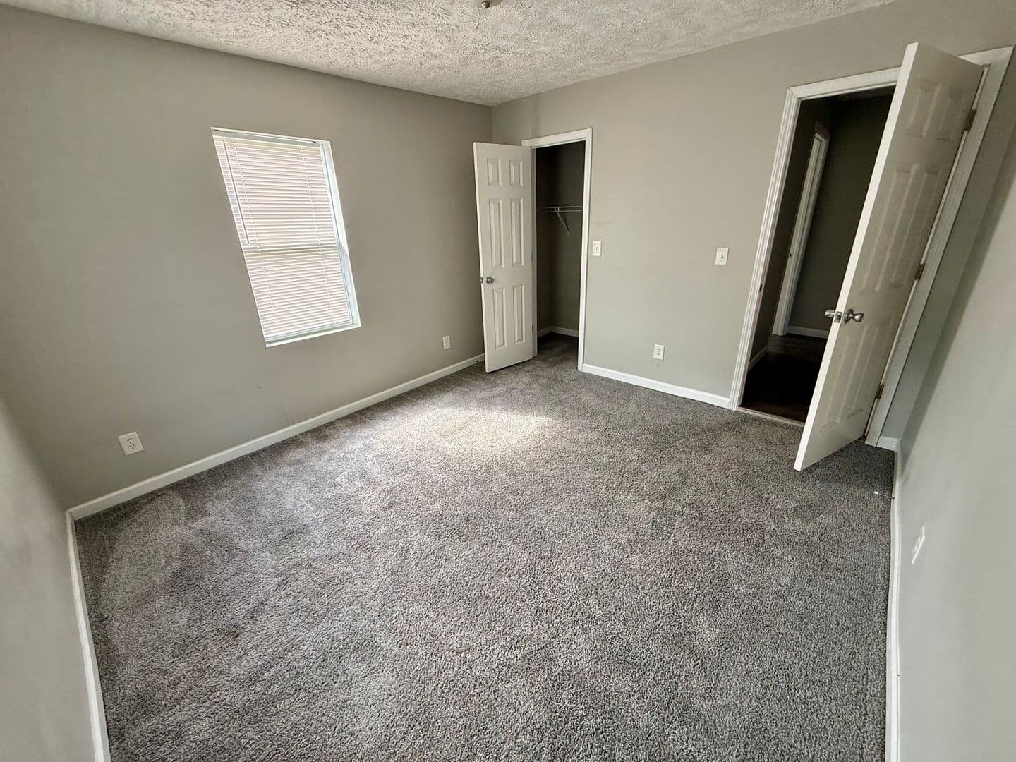 Muncie Apartment: 814-816 W. North St