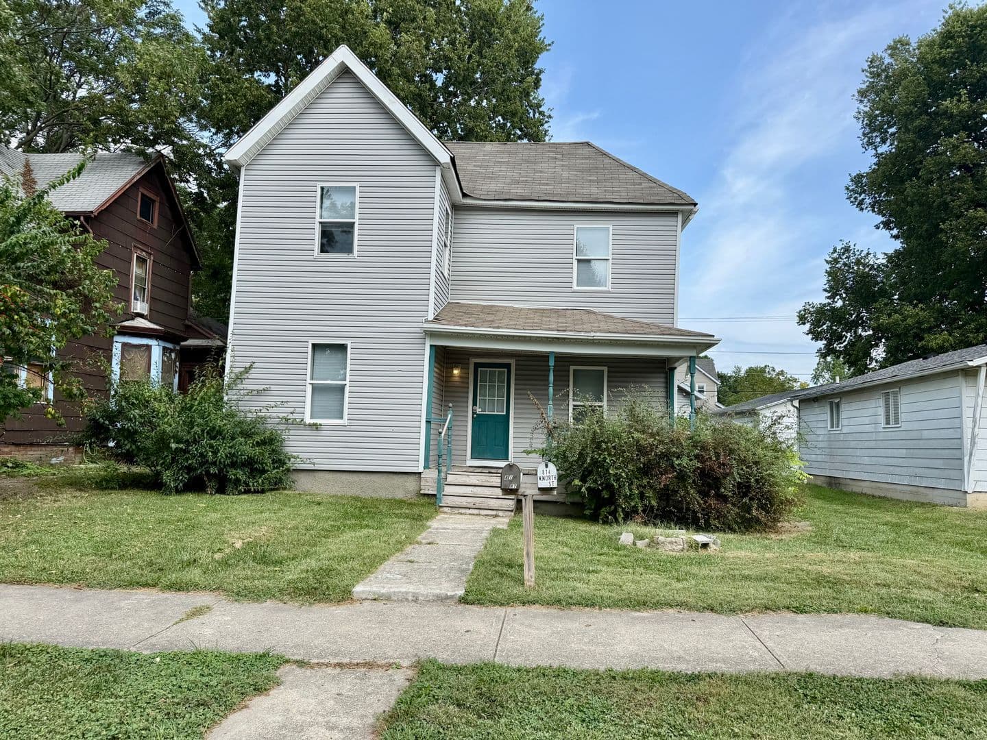 Muncie Apartment: 814-816 W. North St