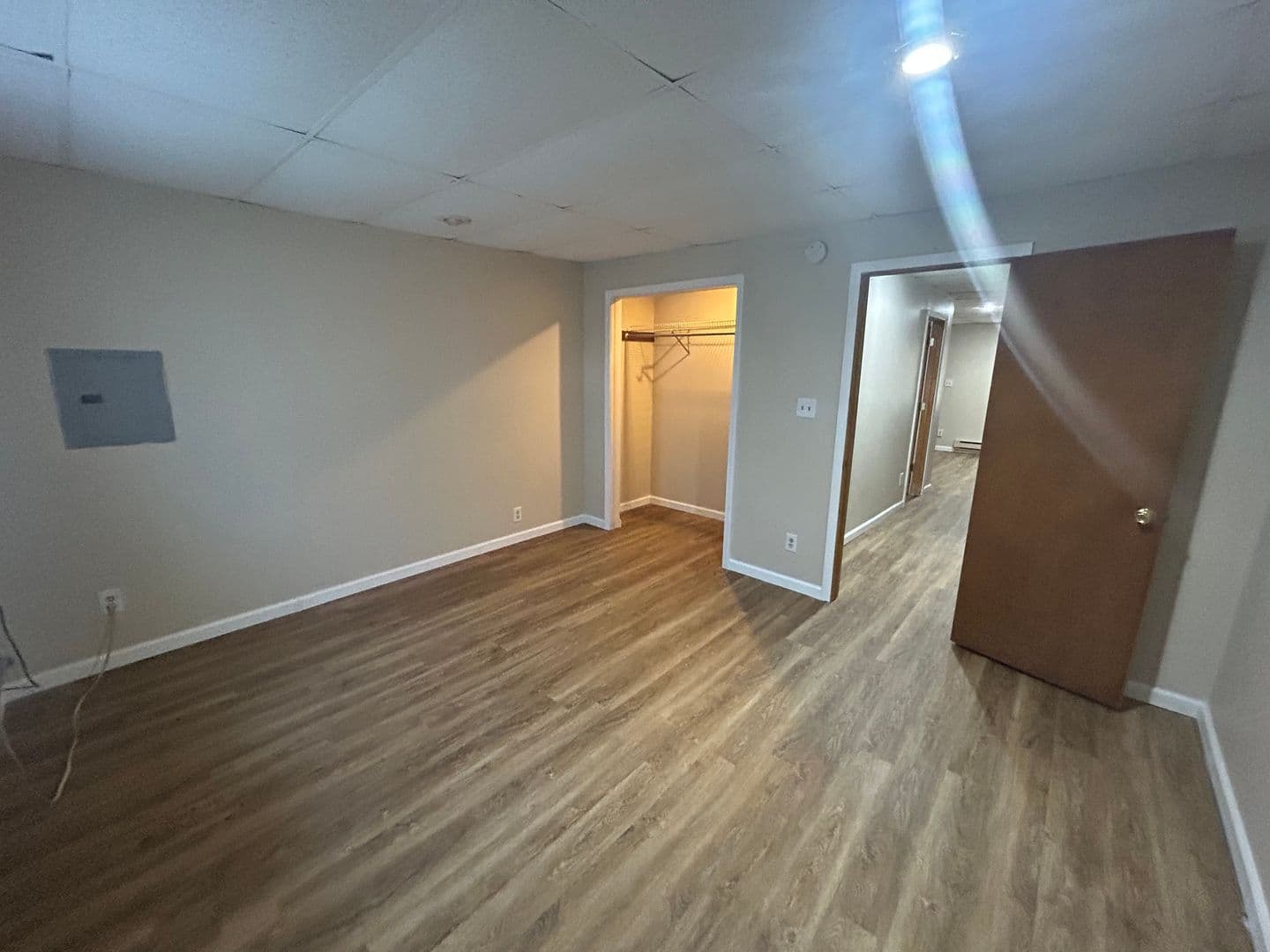 Yorktown Apartment: 9845 W. Smith St.
