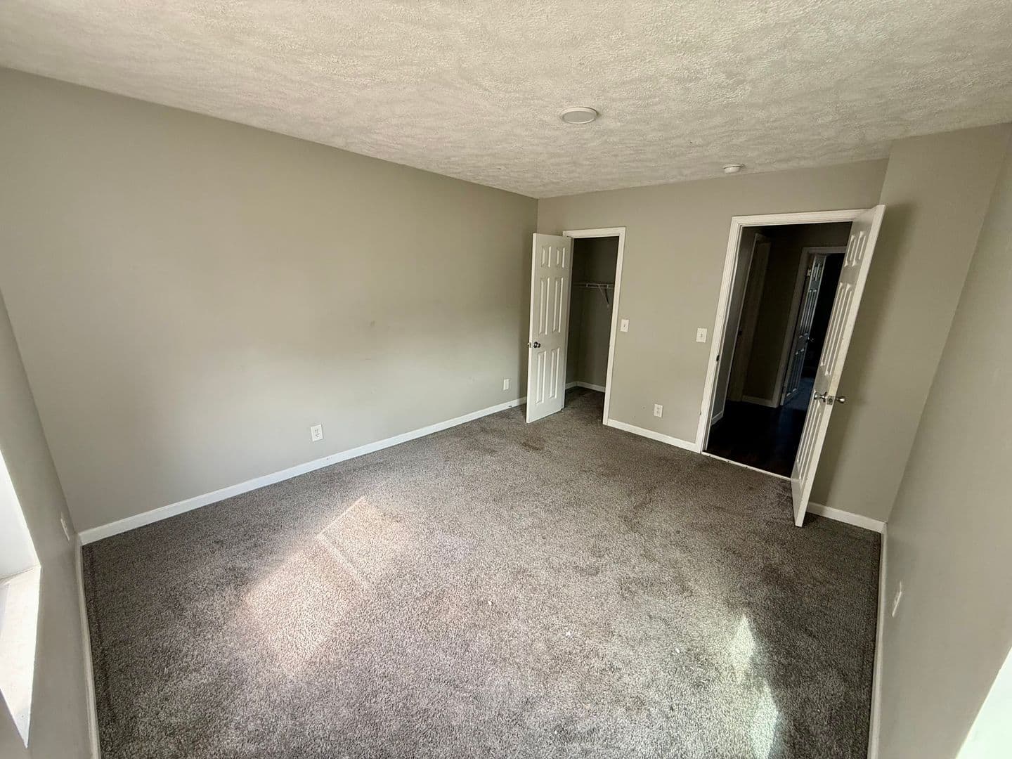 Muncie Apartment: 814-816 W. North St