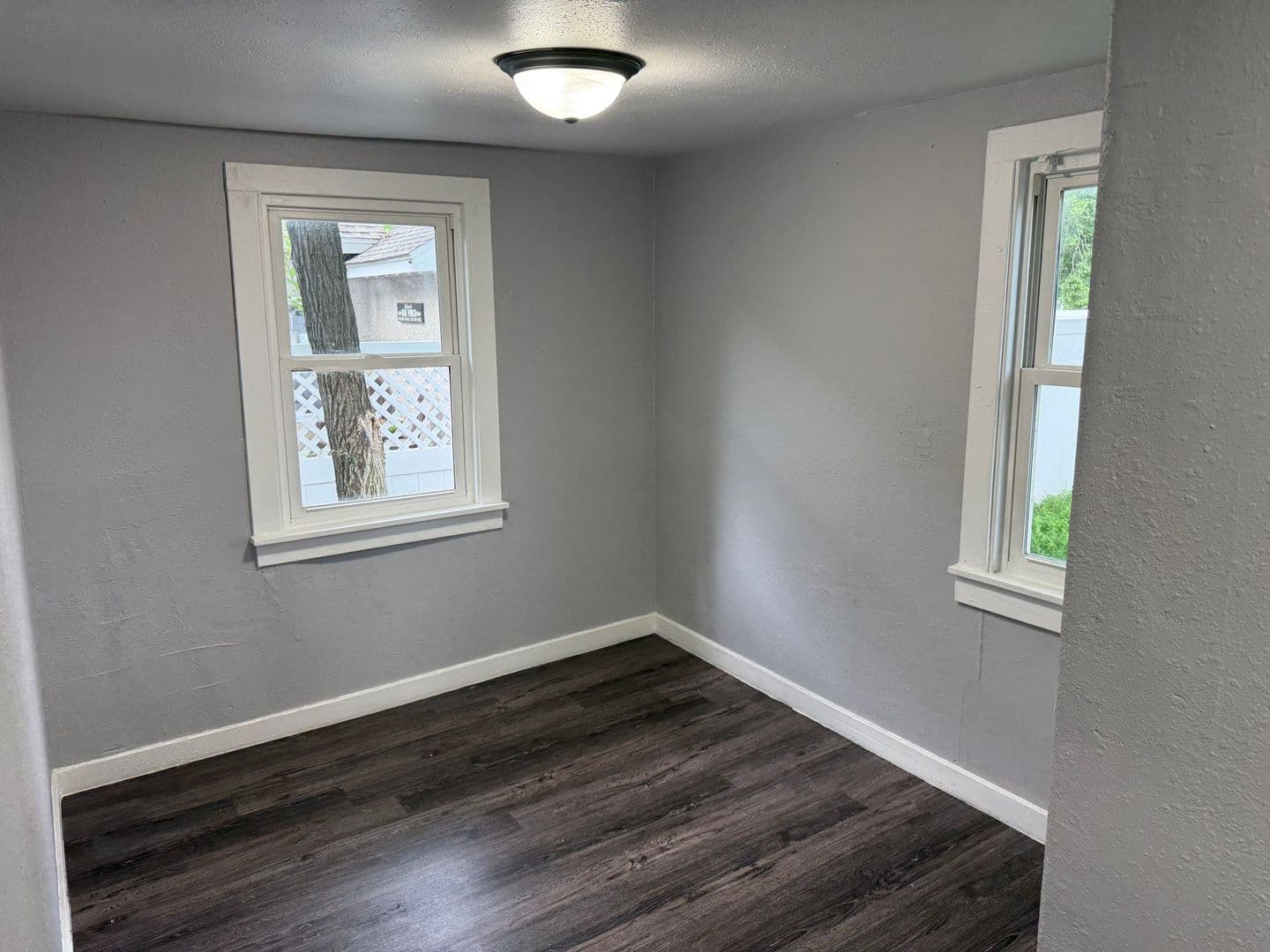 La Crosse House: 2020 20th St. S.