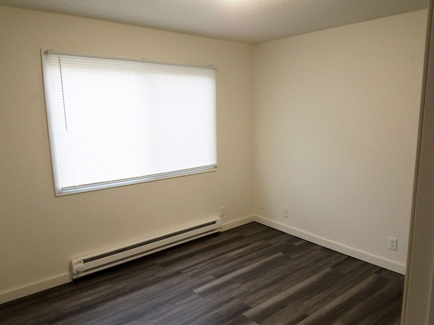 La Crosse Apartment: 1438 Rose Street