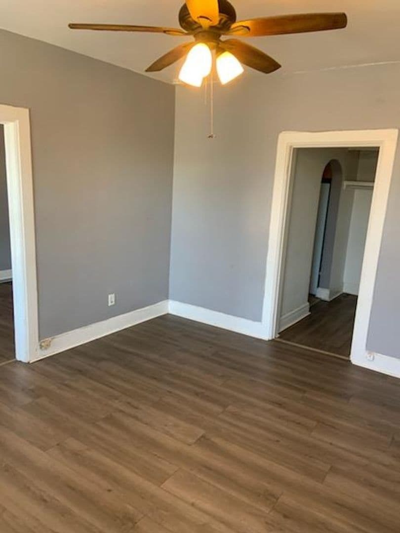 Winona Apartment: 920 W. 5th St.