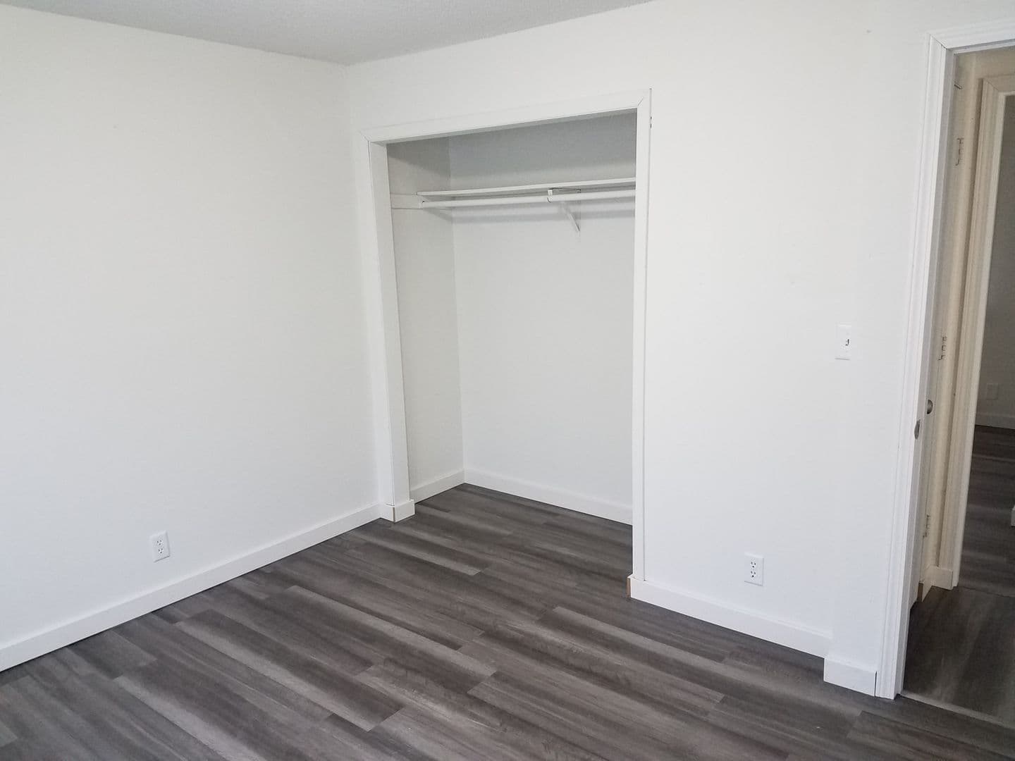 La Crosse Apartment: 1438 Rose Street