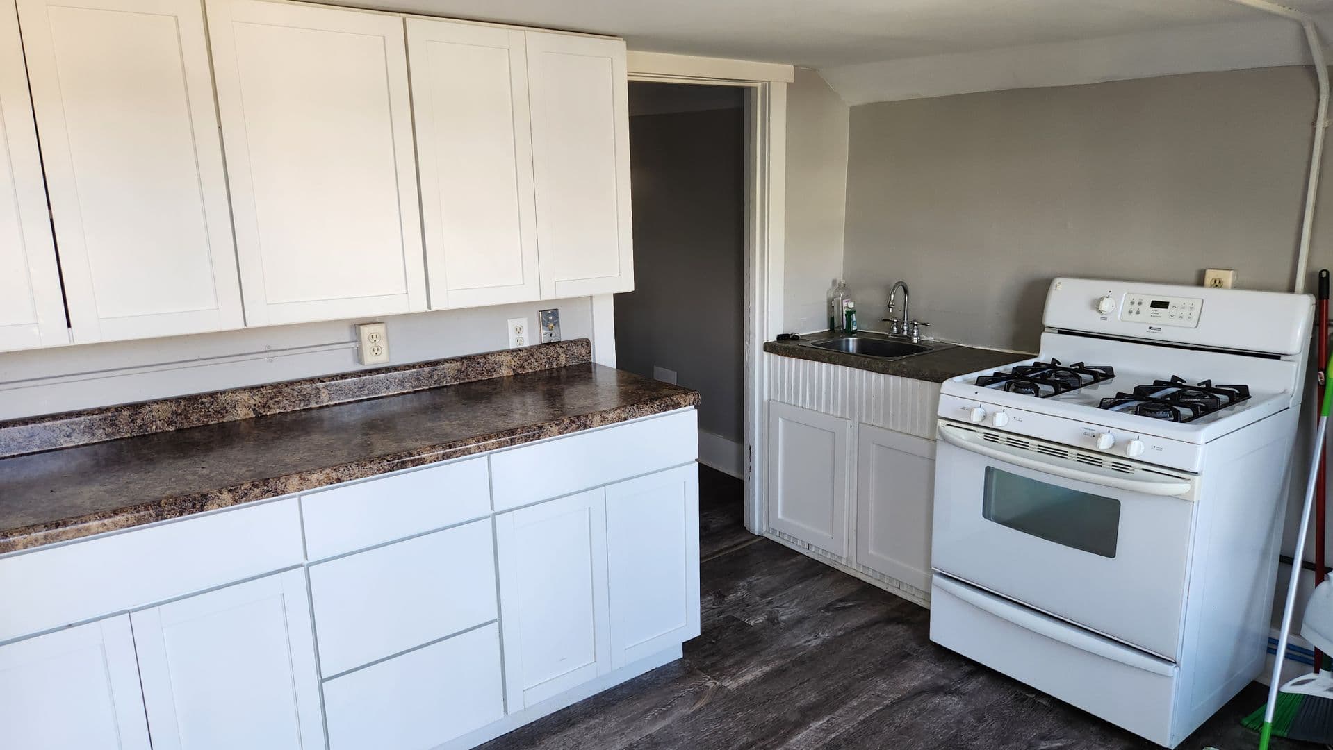 La Crosse Apartment: 1206 Logan Street