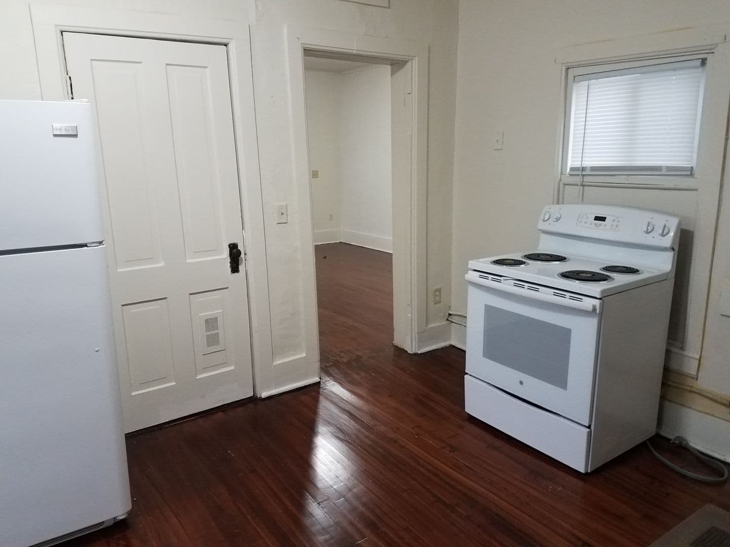 La Crosse Apartment: 708 Caledonia Street