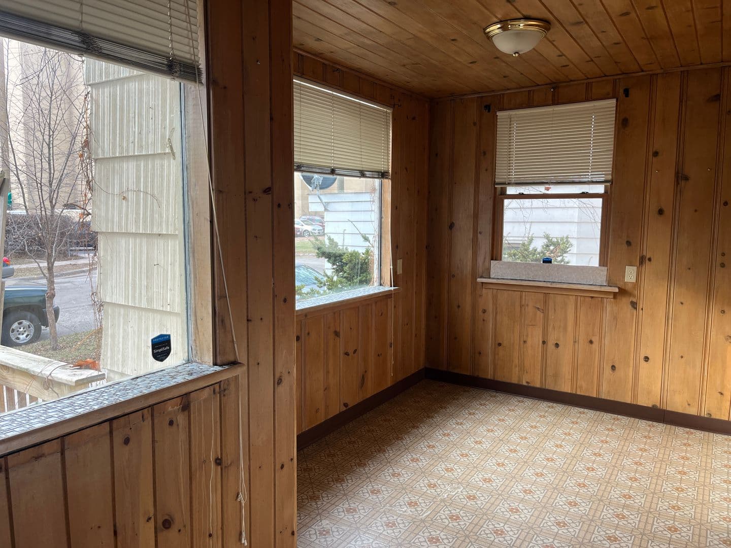 La Crosse Apartment: 328 8th Street South