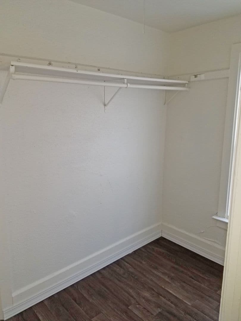 La Crosse Apartment: 1102 Liberty Street