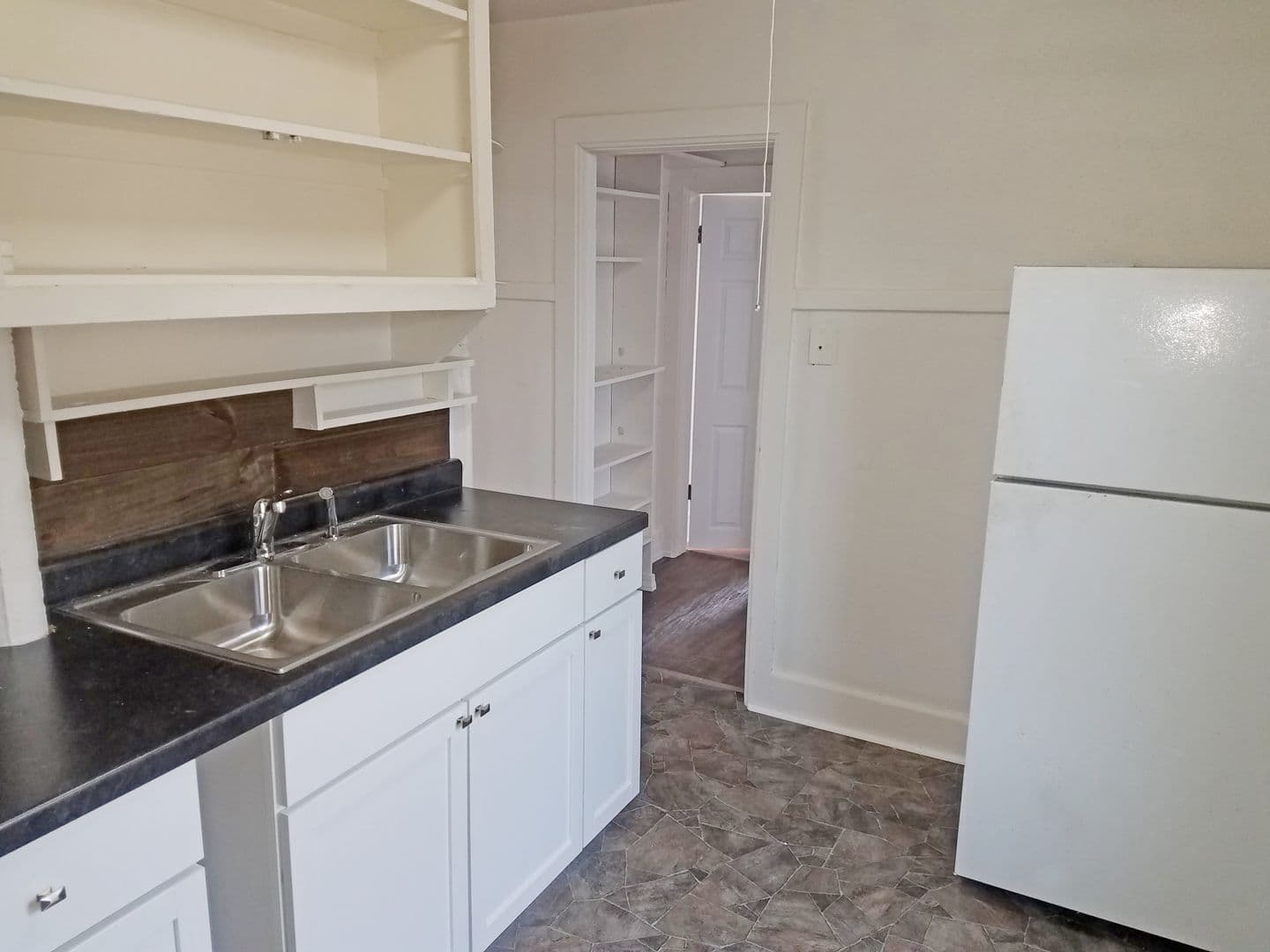 La Crosse Apartment: 1102 Liberty Street